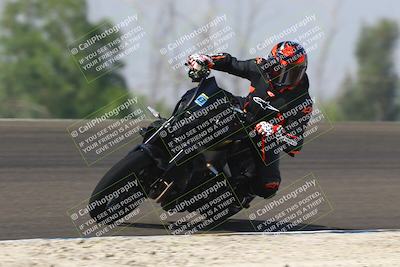 media/Sep-20-2025-TrackDaz (Sat) [[27f0cde673]]/B Group/1120am (Turn 2)/